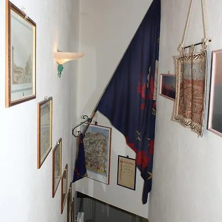 Tuscany Balcony: Crete Senesi