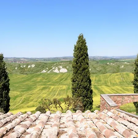 Apartment Tuscany Balcony: Crete Senesi Casetta