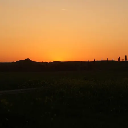 Tuscany Balcony: Crete Senesi Casetta